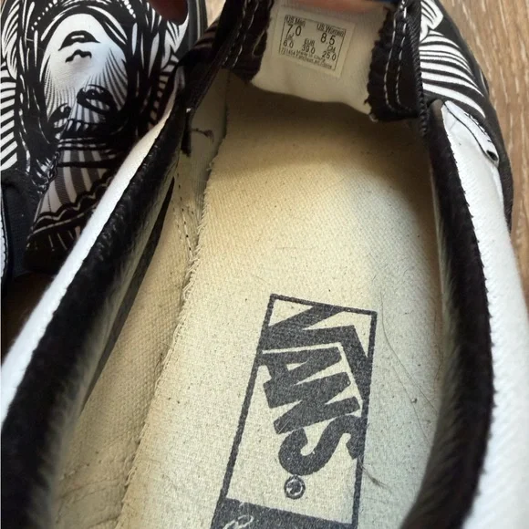 Lisa Project NYC x Vans Slip On’s - Picture 4 of 4